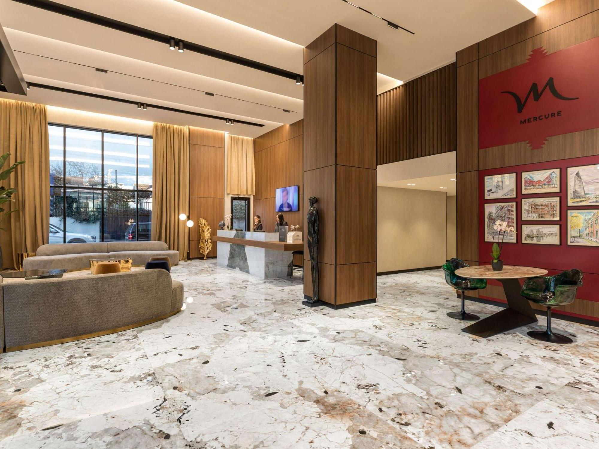 Mercure Tirana Esterno foto