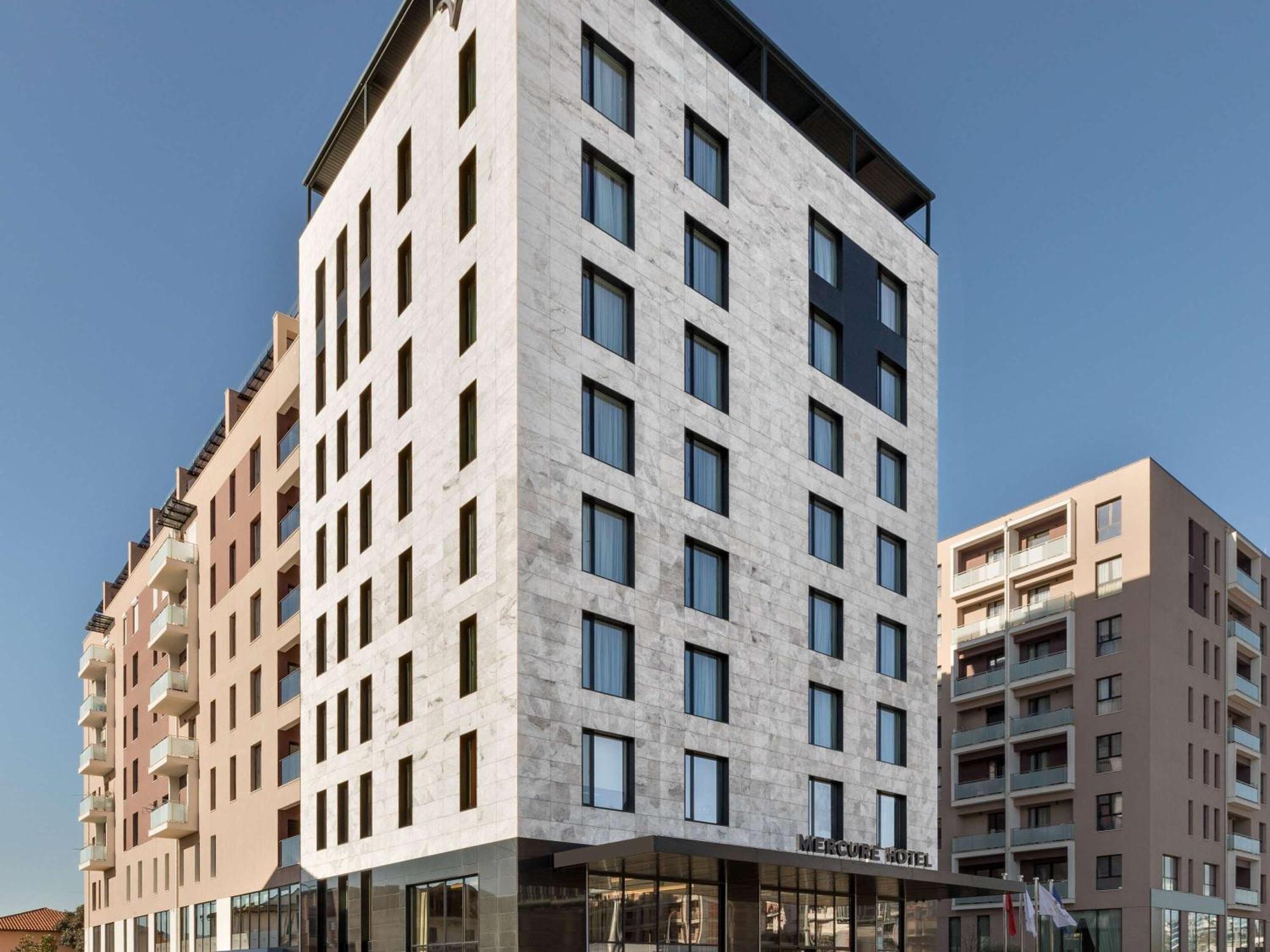 Mercure Tirana Esterno foto
