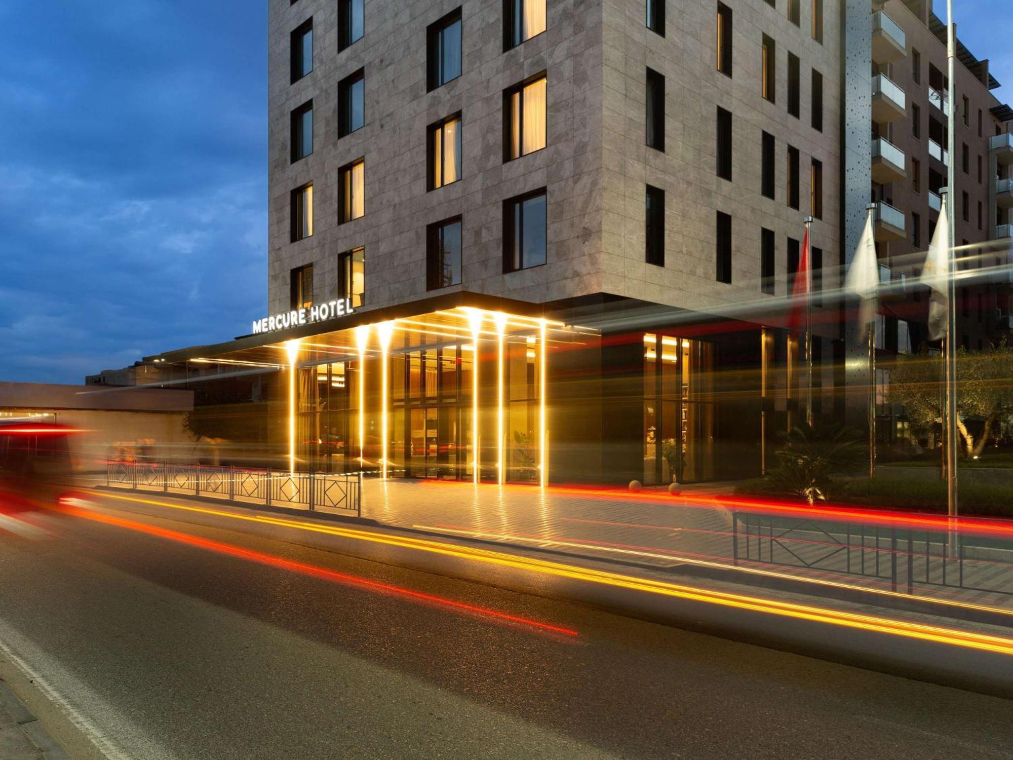 Mercure Tirana Esterno foto