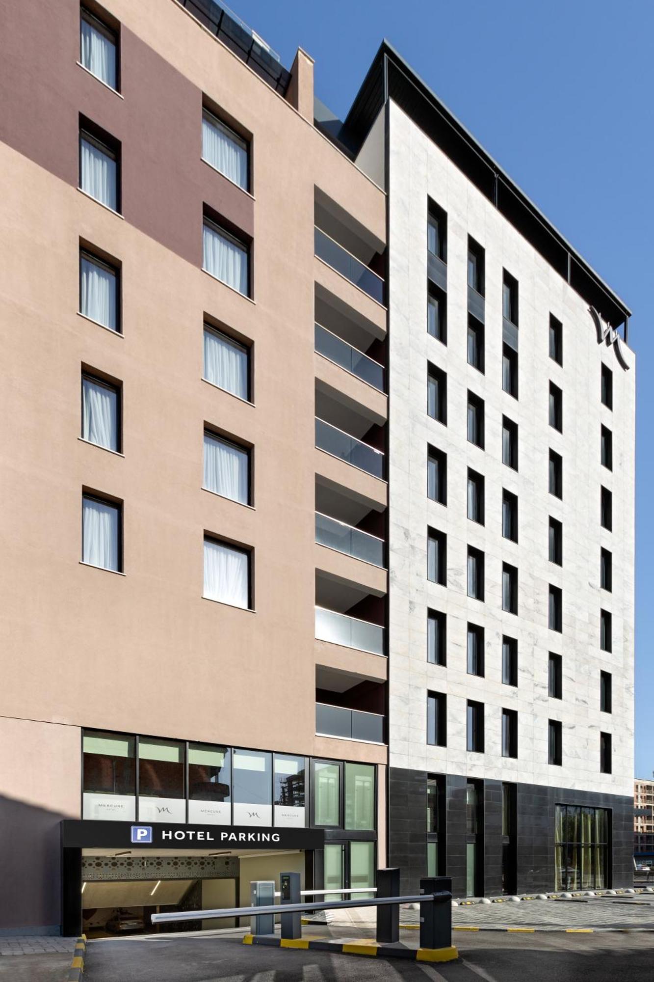 Mercure Tirana Esterno foto