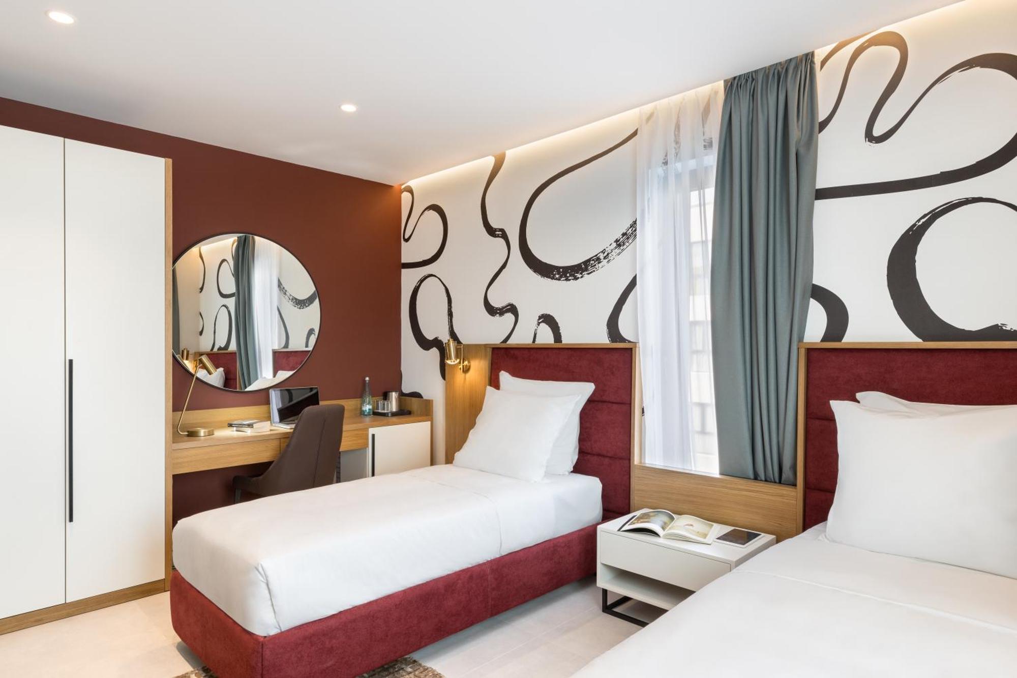 Mercure Tirana Esterno foto